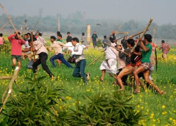 দমন আর উৎপীড়ন এই দুইটি শব্দই যেন শুধু এখন আওয়ামীলীগের সমার্থক