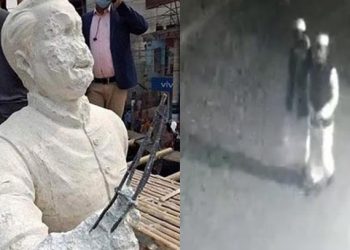 সরকারী মদদে চলছে মূর্তি ভাঙ্গা কার্যক্রম