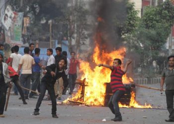 আওয়ামীলীগ ক্ষমতায় বলে সত্য প্রকাশ হচ্ছে না
