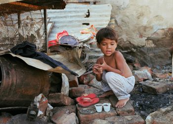 দ্রুত পদক্ষেপ না নিলে বাংলাদেশের সম্ভাব্য পরিণতি কী হতে পারে?